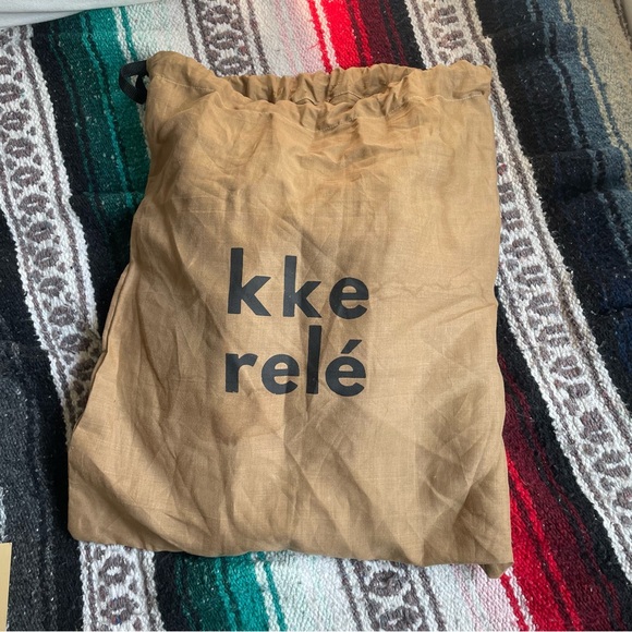 BNIB | Handmade in Nigeria | Soft Leather Graphic Heel Ivory Pumps - Picture 6 of 14